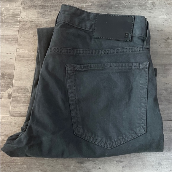 Bonobos Other - Bonobos Straight Leg Dark Gray Pant Size 28